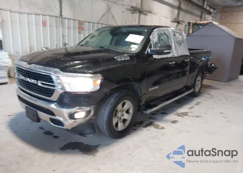 2020 Ram 1500 Big Horn 4X4 6'4 Box z USA, uszkodzony, nr VIN 1C6SRFBT5LN145803